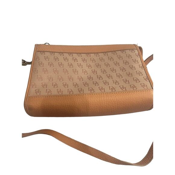 Vintage Salmon Colored Dooney & Bourke Cross Body Purse Bag - Picture 12 of 16